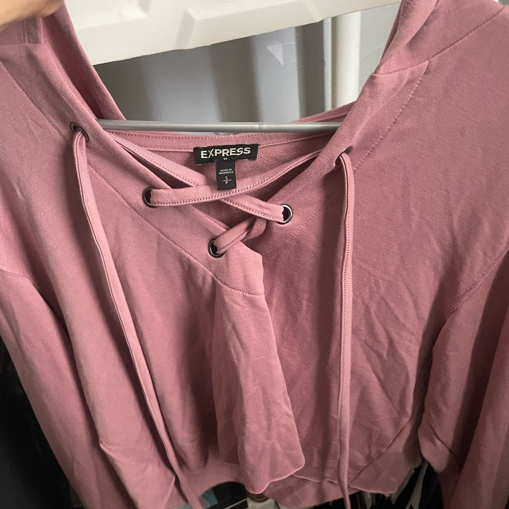 Light pink express cropped sweater size S small